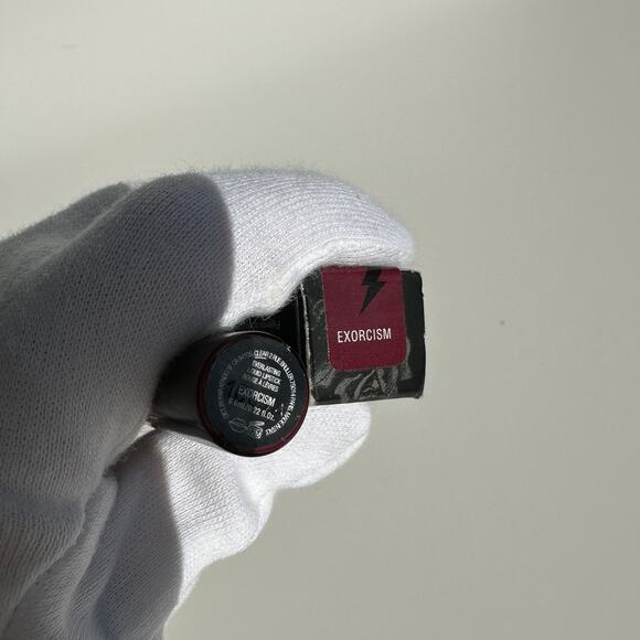 KVD Beauty Kat von D Everlasting Liquid Lipstick Exorcism Burgundy OG Formula - Picture 3 of 12